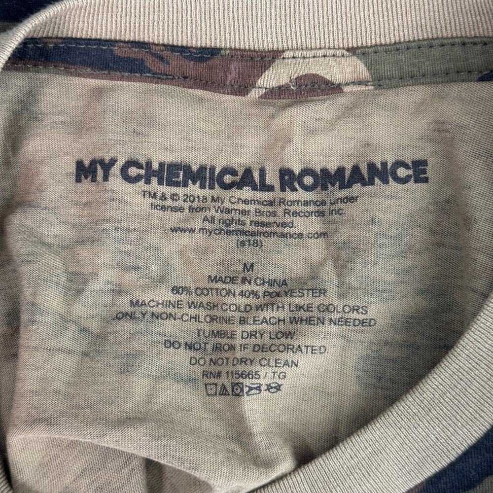 My Chemical Romance Shirt Mens Medium Revenge Give Em Hell Camo Graphic Tee Y2K - Picture 3 of 8